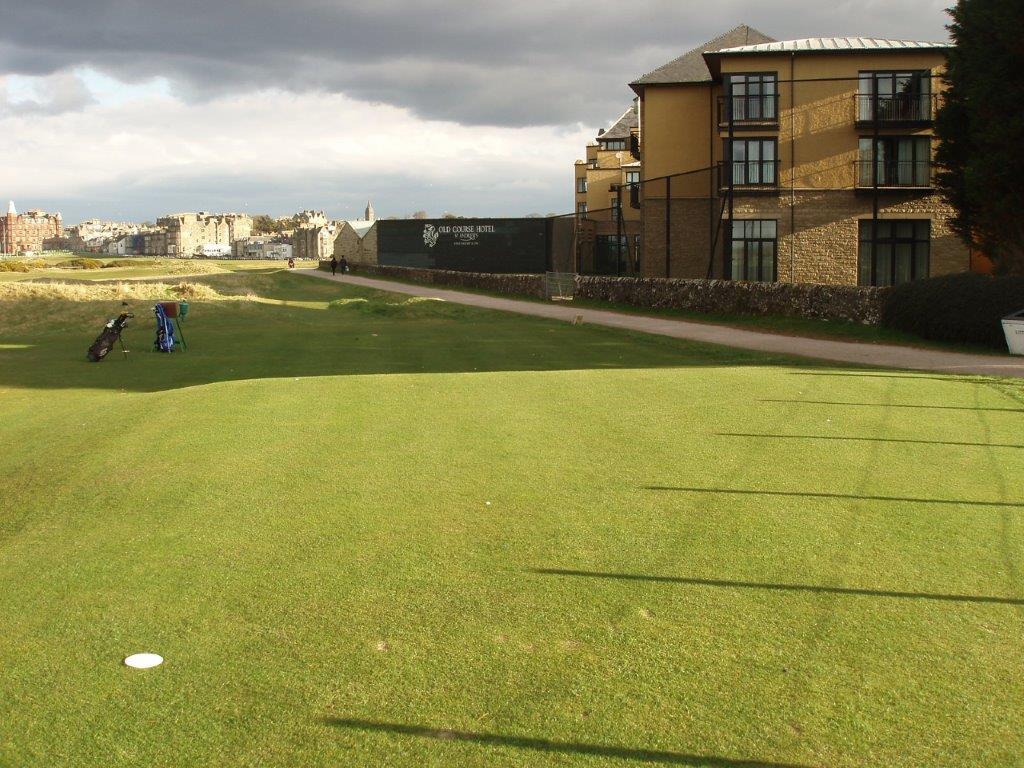 Départ du 17ème trou du golf Old Course à St Andrews en Ecosse