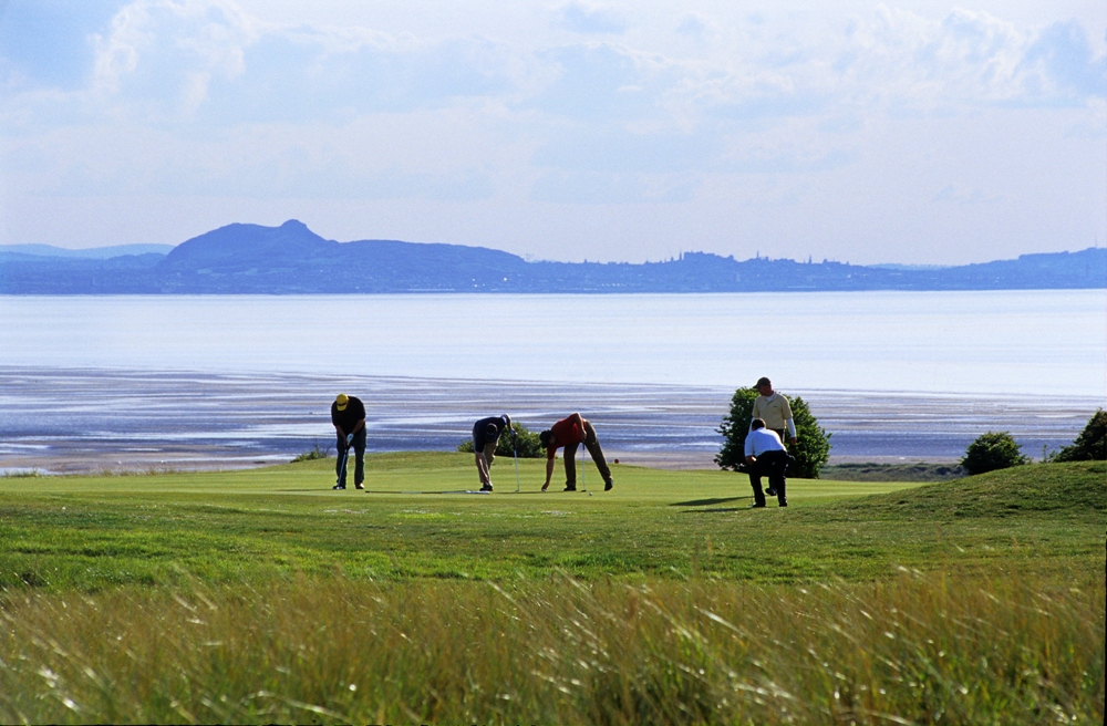 Golfeurs sur le parcours de Gullane n°1