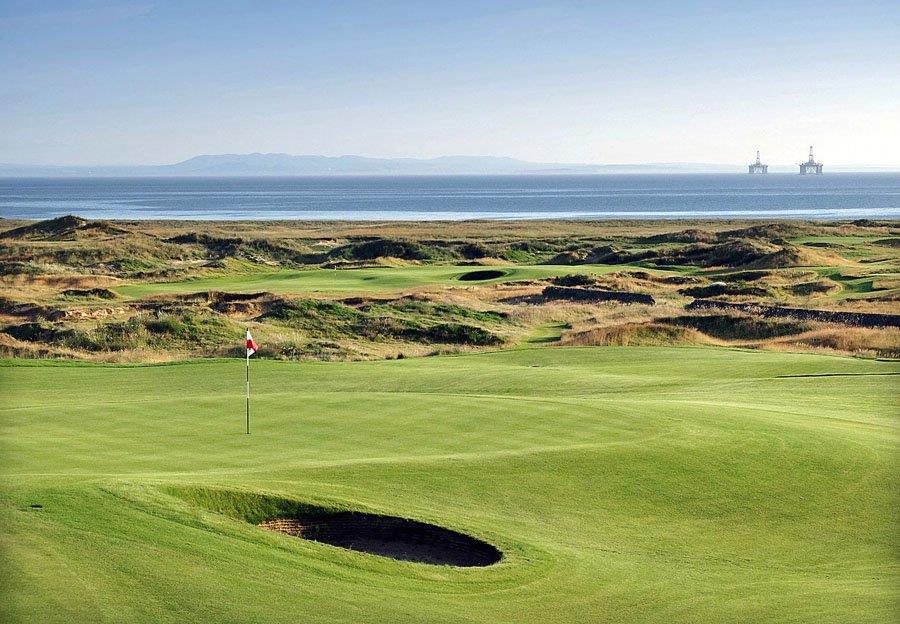 Bunker sur le parcours de golf de Dumbarnie Links en Ecosse proche de St Andrews