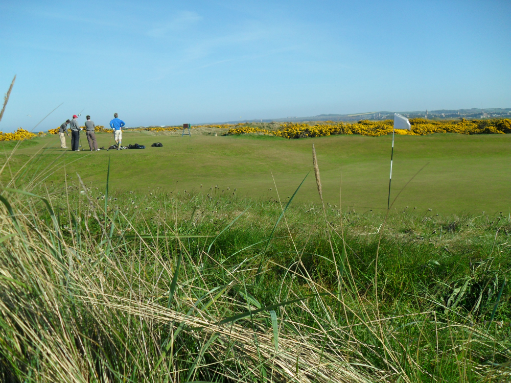 Golfeurs au départ sur le New Course à St Andrews