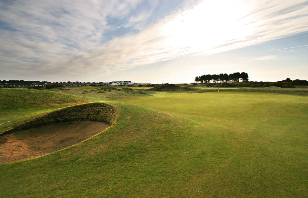 Green et bunker sur le parcours Burnside de Carnoustie