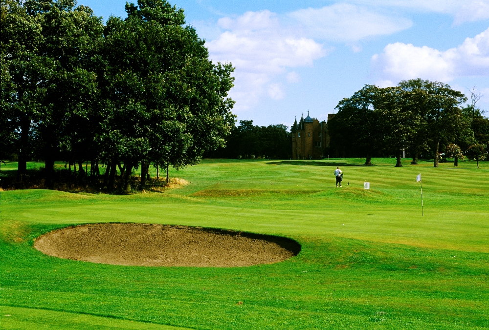 Green et bunker sur le parcours du Royal Musselburgh