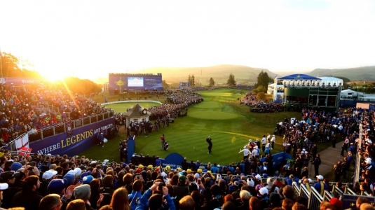 Trou 1 à la Ryder Cup 2014 à Gleneagles sur le parcours PGA Centenary en Ecosse