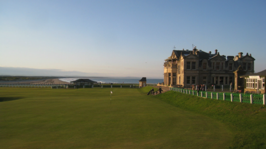 Green du 18 et Royal & Ancient sur le parcours du Old Course St Andrews