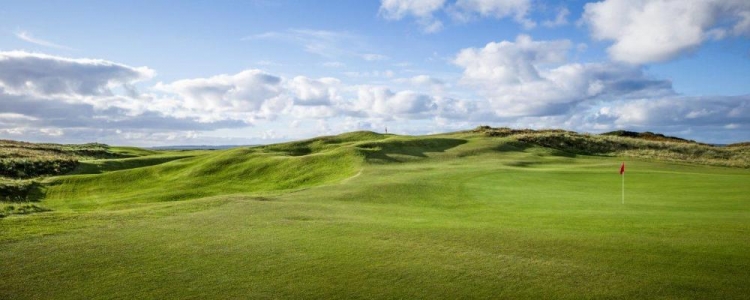 Large green et dunes sur le parcours de Machrie